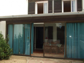 villa plein sud 200 mètres de la plage